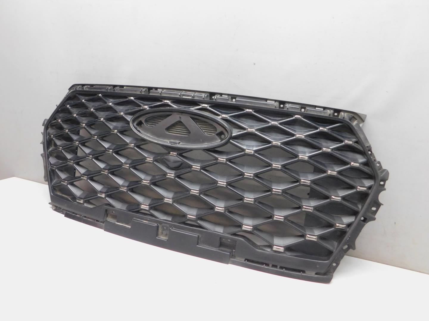 Решетка радиатора