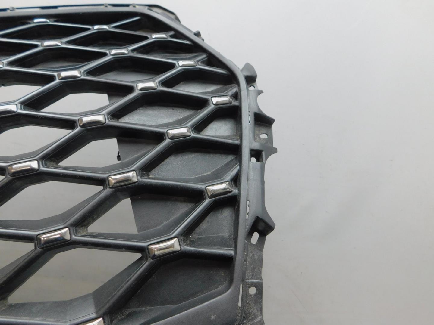 Решетка радиатора