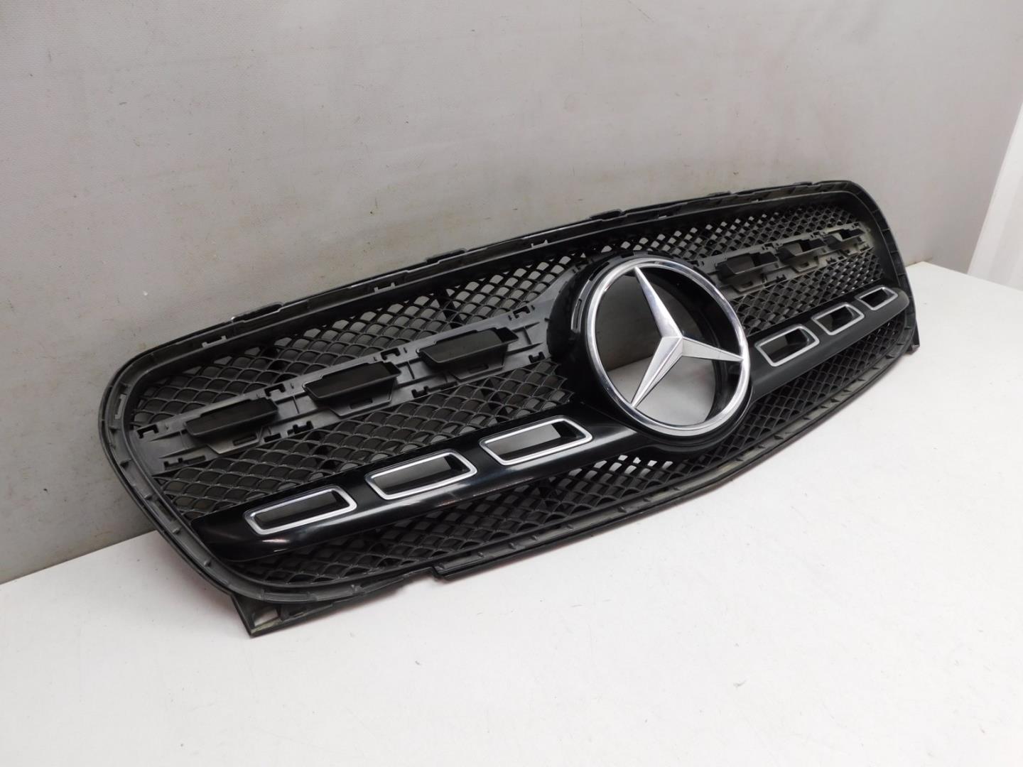 Решетка радиатора