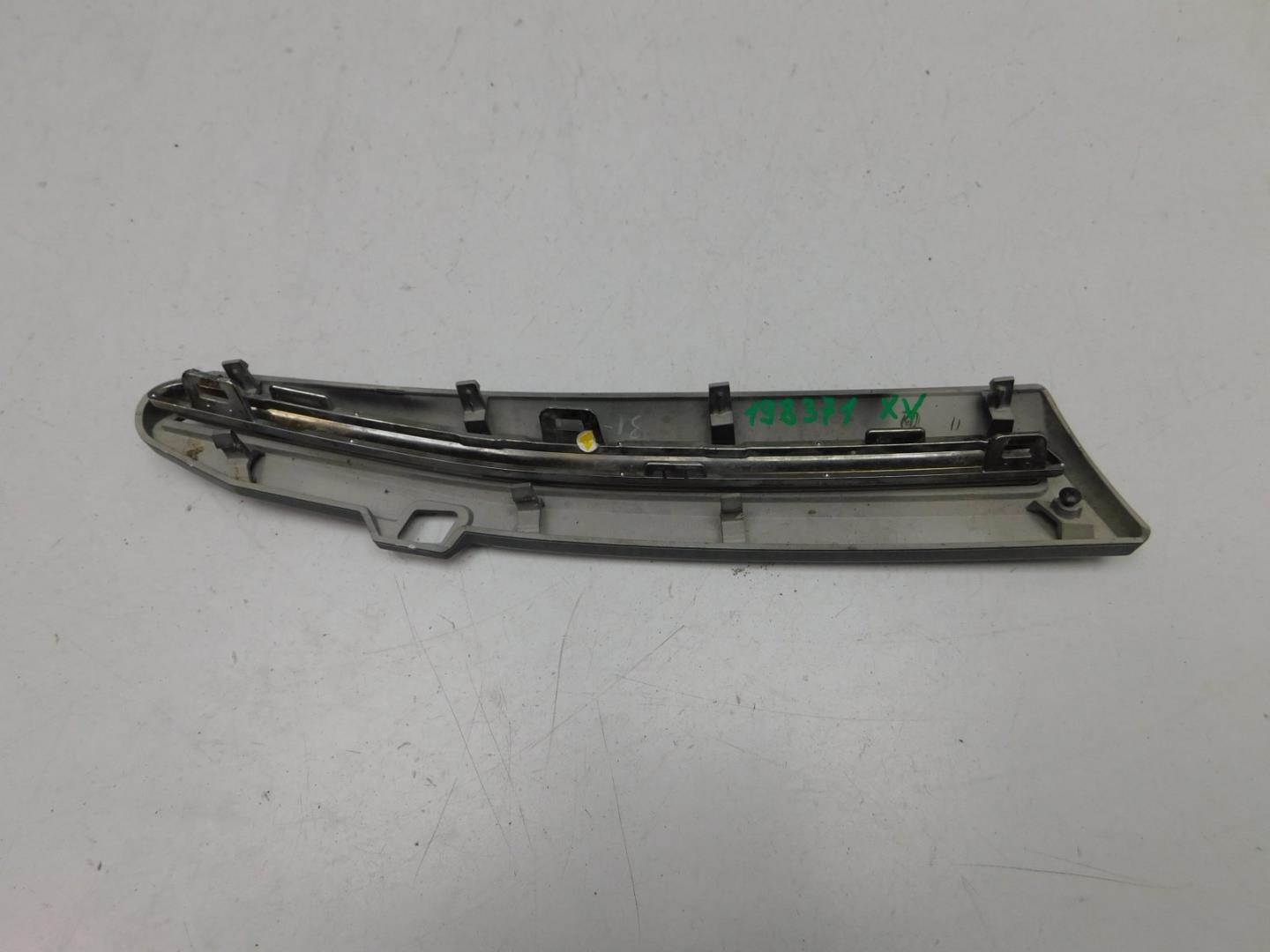 Накладка на решетку радиатора