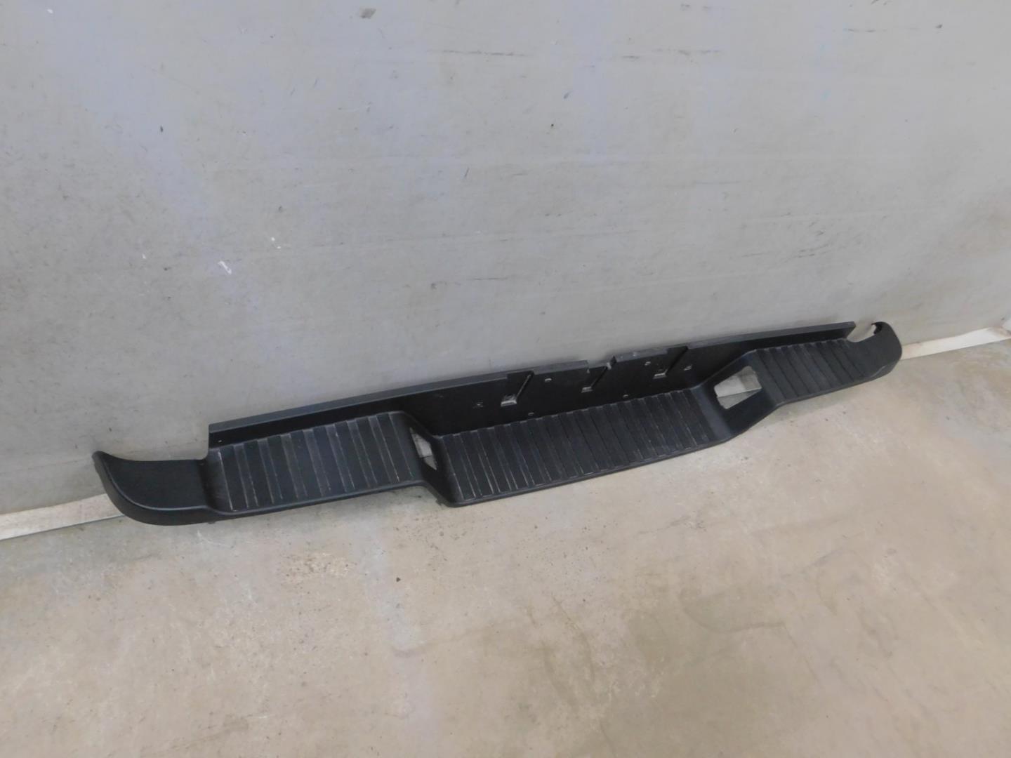 Накладка заднего бампера