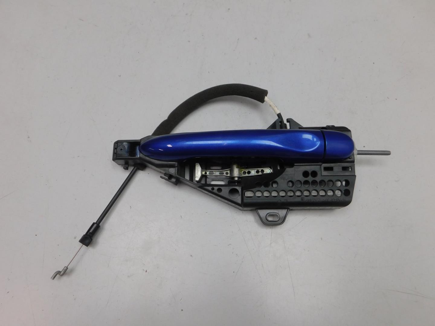 Ручка двери передней наружная левая