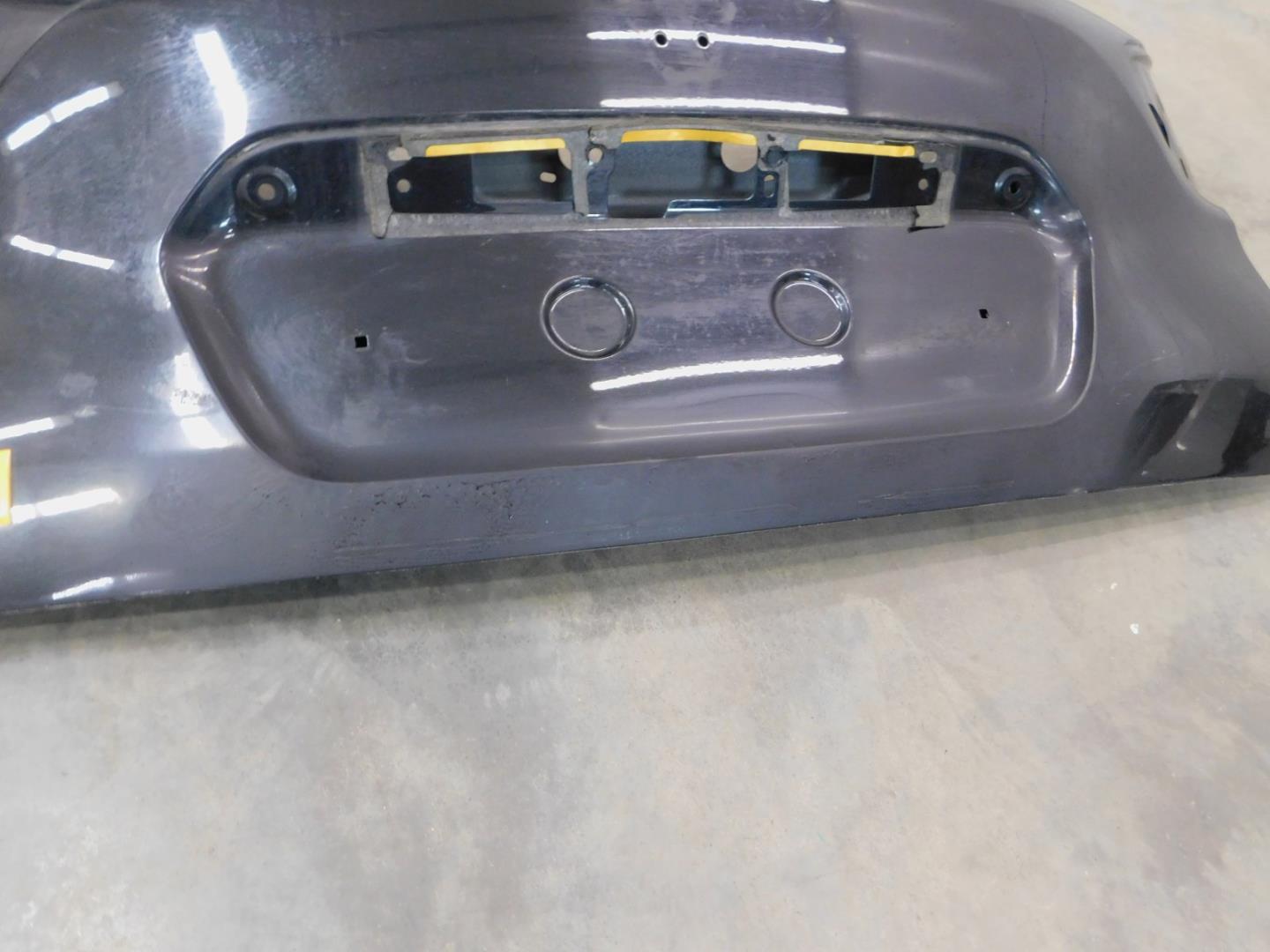 Дверь багажника