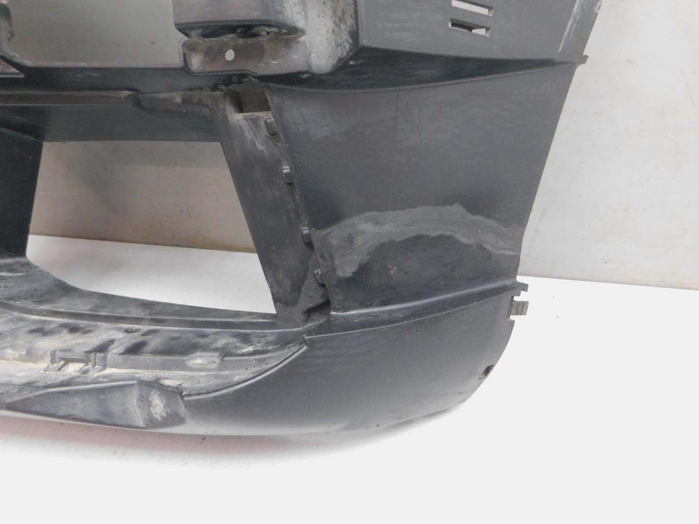 Кронштейн переднего бампера