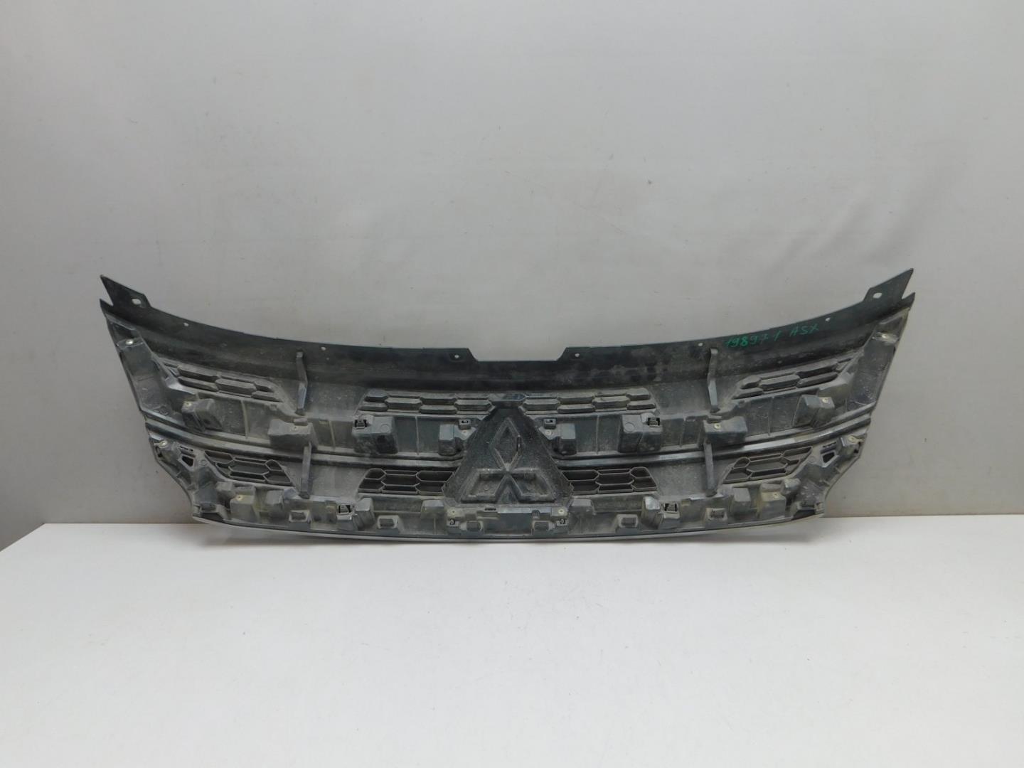 Решетка радиатора