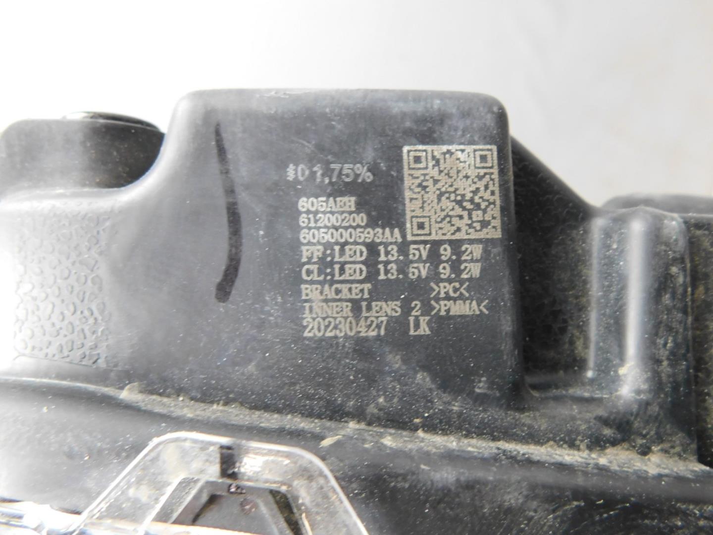 Габарит передний правый