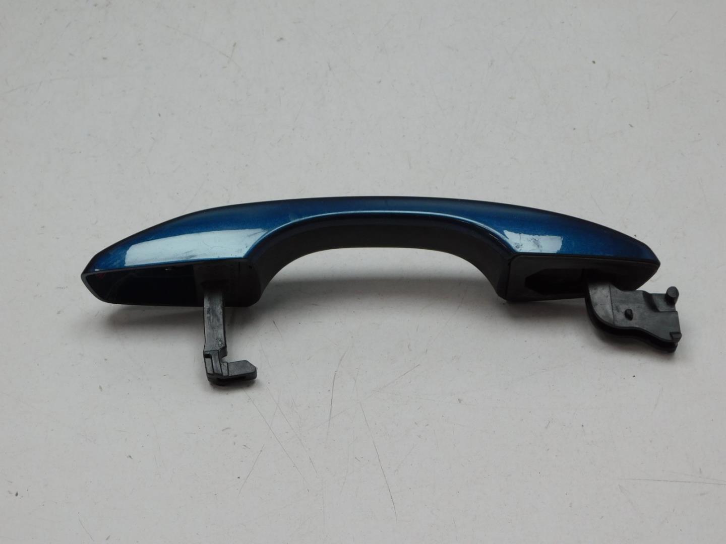 Ручка двери задней наружная правая