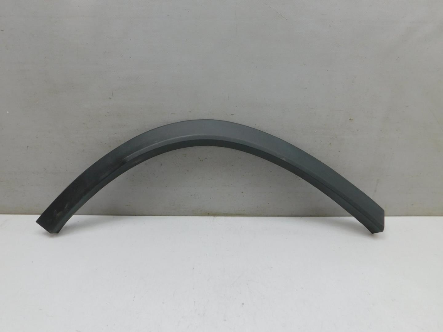 Накладка заднего крыла правого