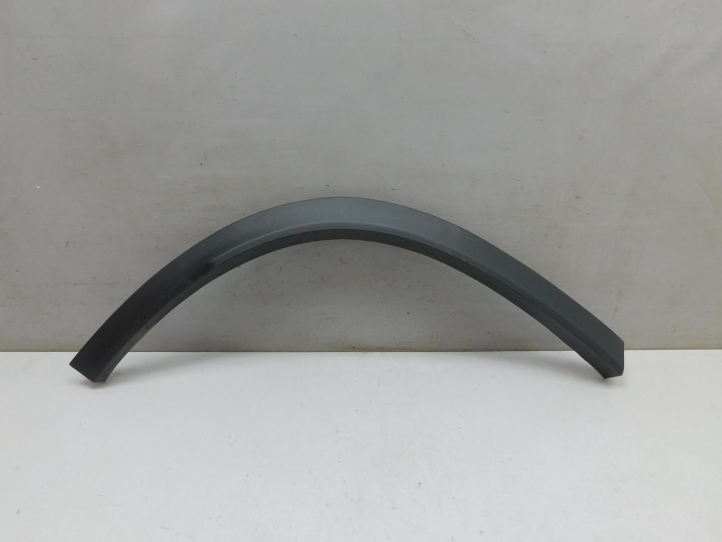 Накладка заднего крыла правого