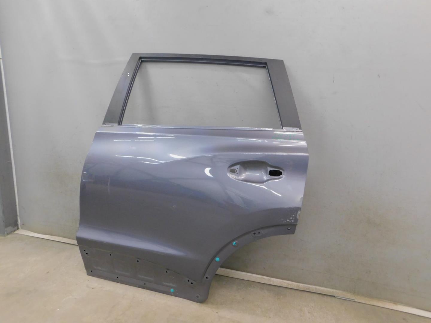 Дверь задняя левая