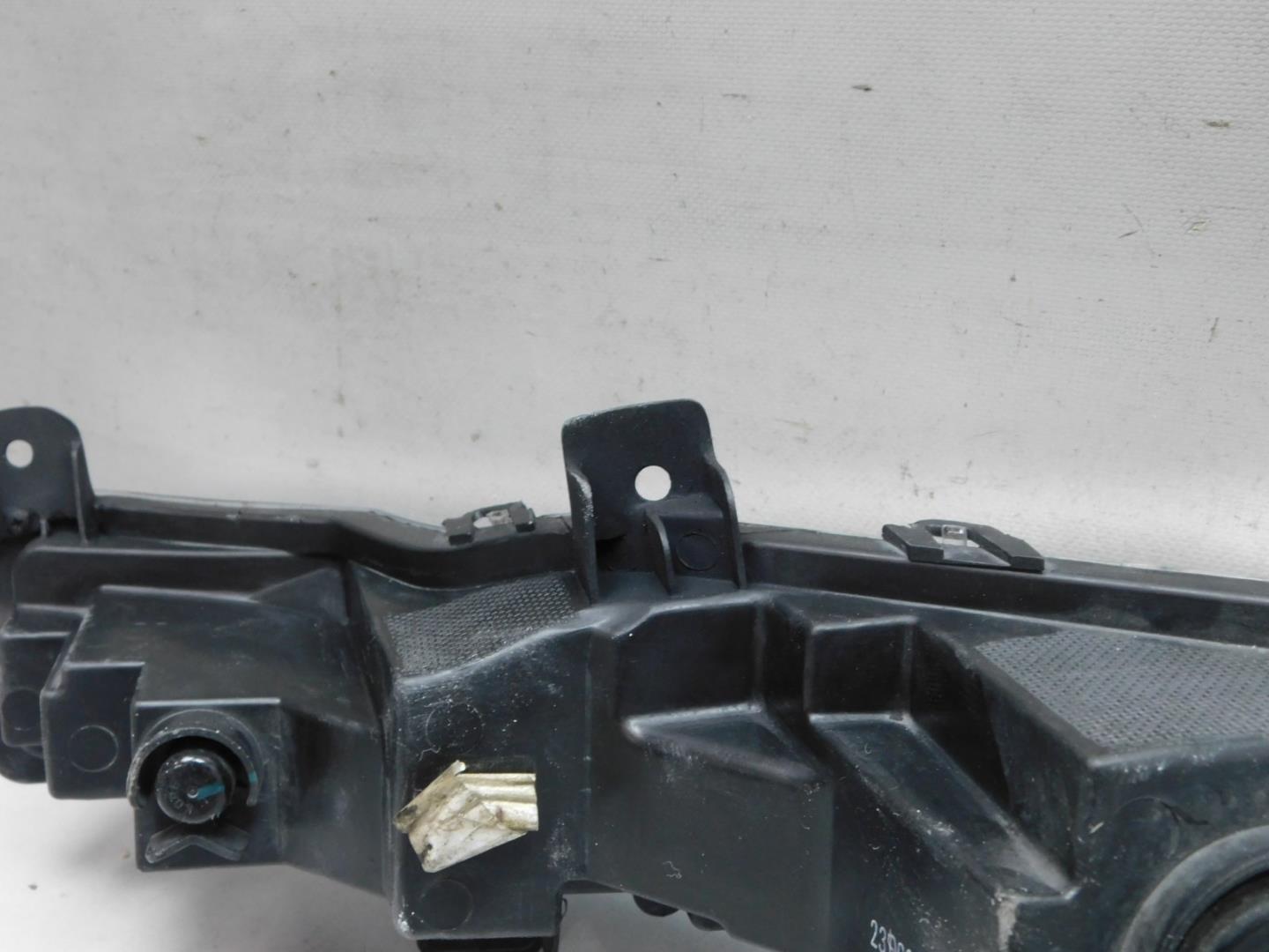 Габарит передний правый