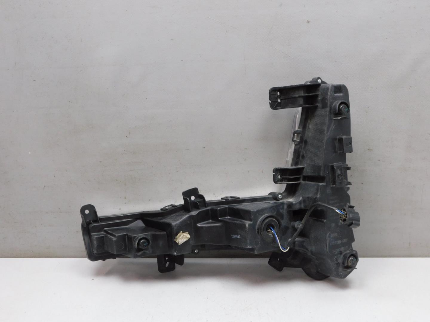 Габарит передний правый для Uni-K 2020>