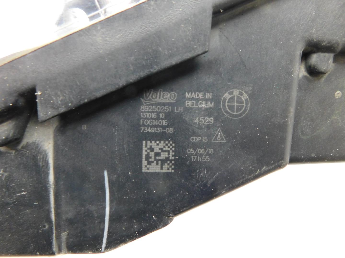 Фара противотуманная левая