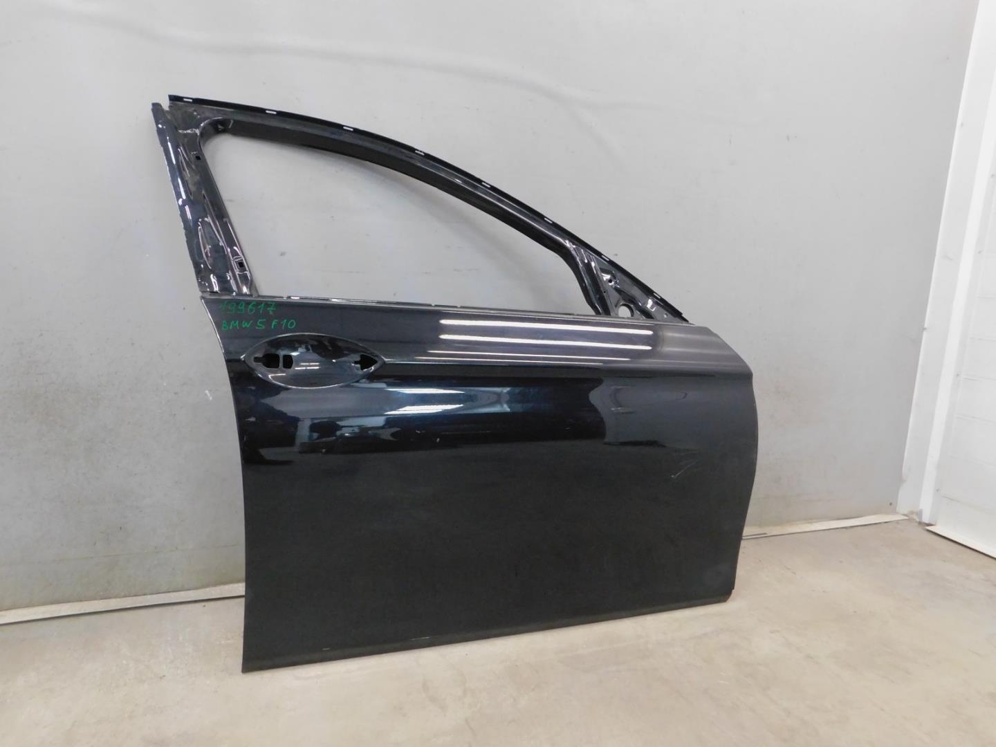 Дверь передняя правая