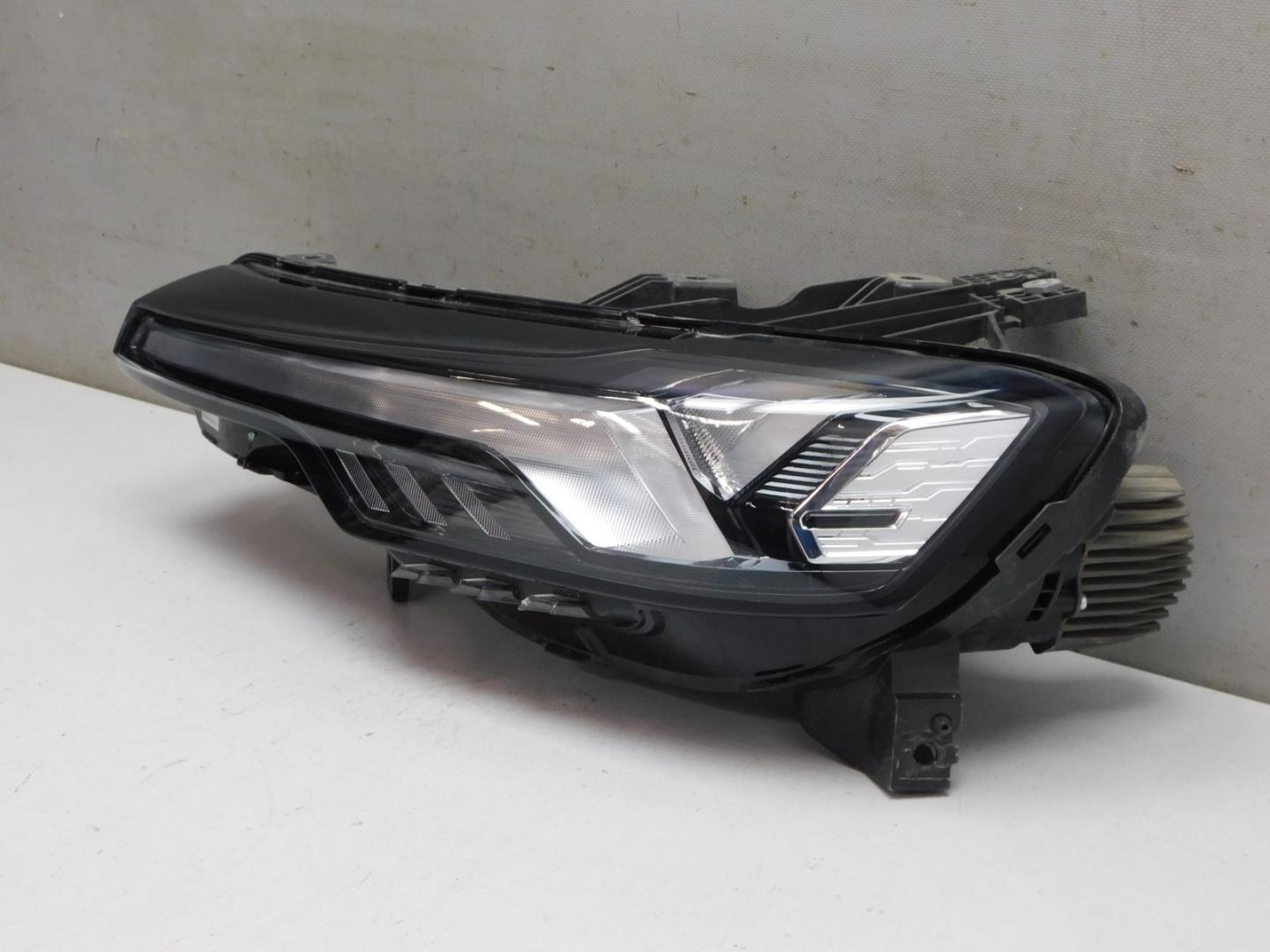 Габарит передний левый