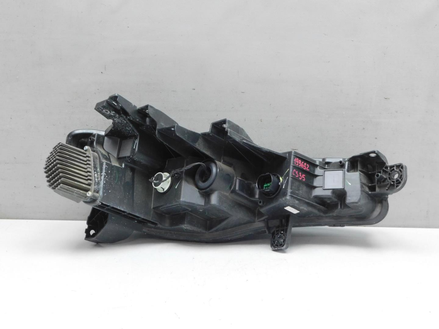 Габарит передний левый