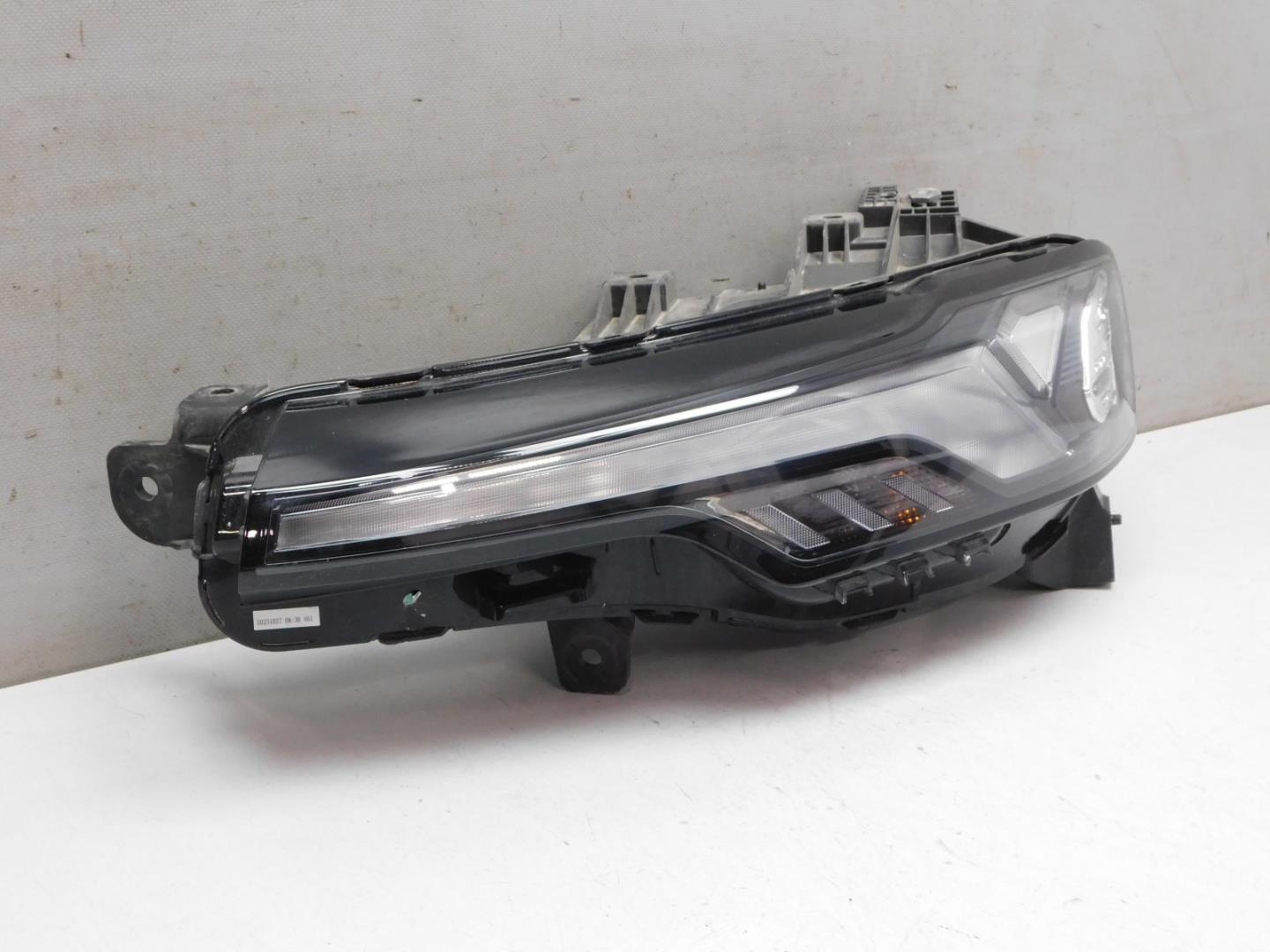 Габарит передний левый для CS35 Plus 2018>