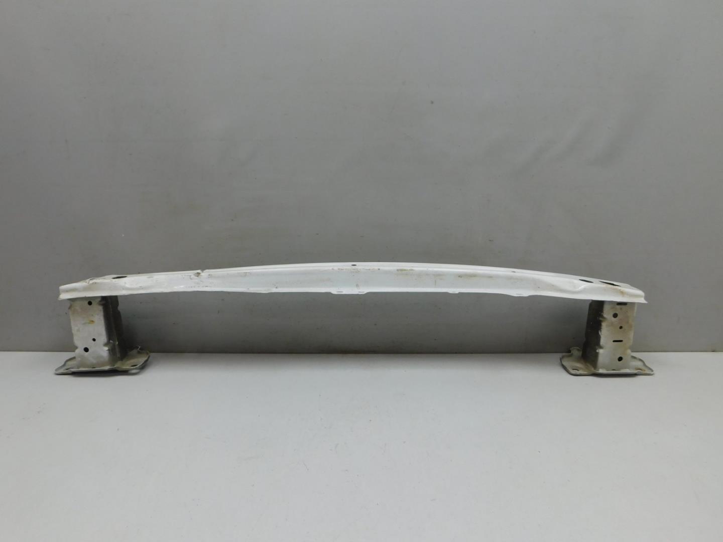 Усилитель заднего бампера