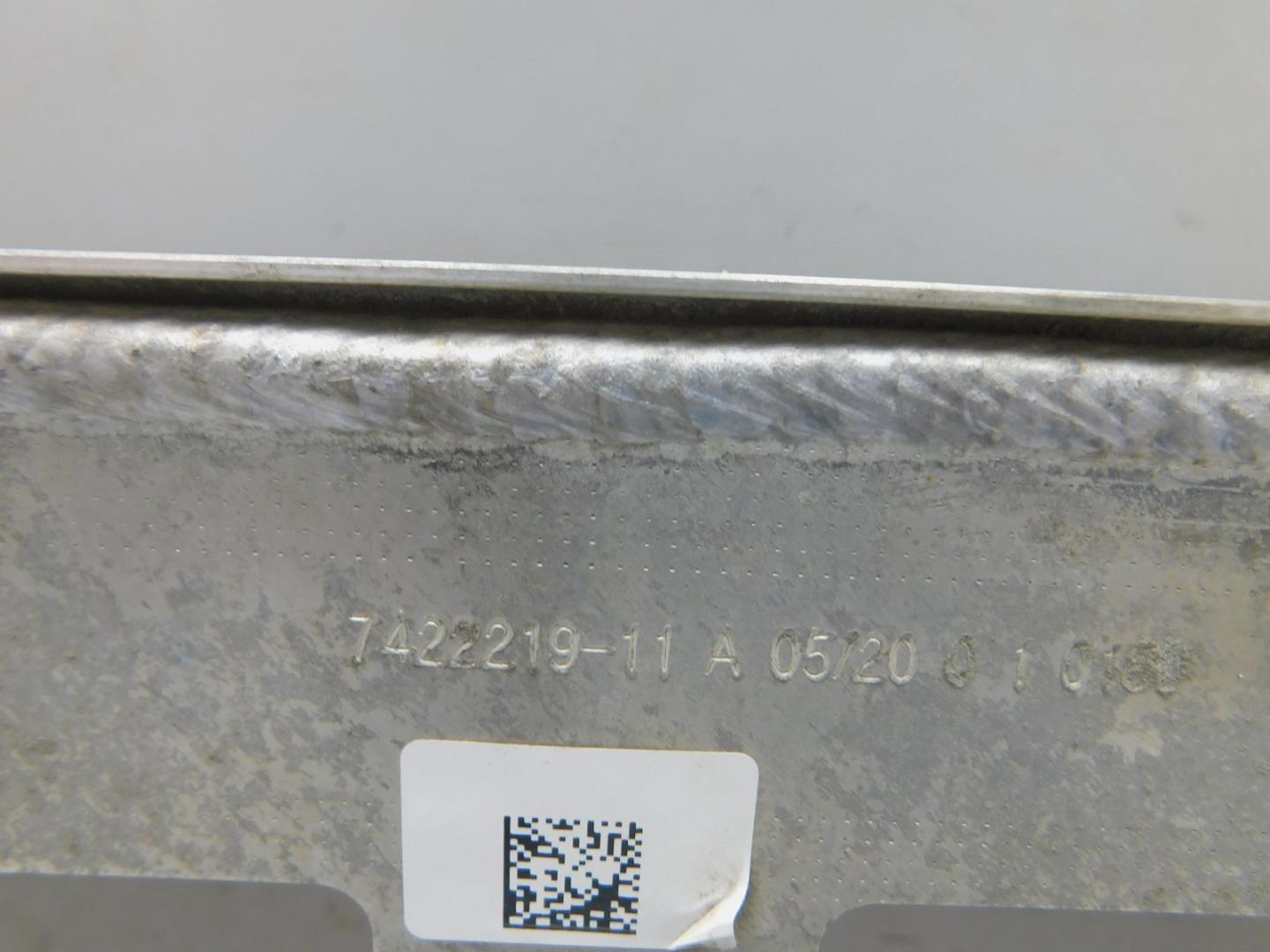 Усилитель переднего бампера