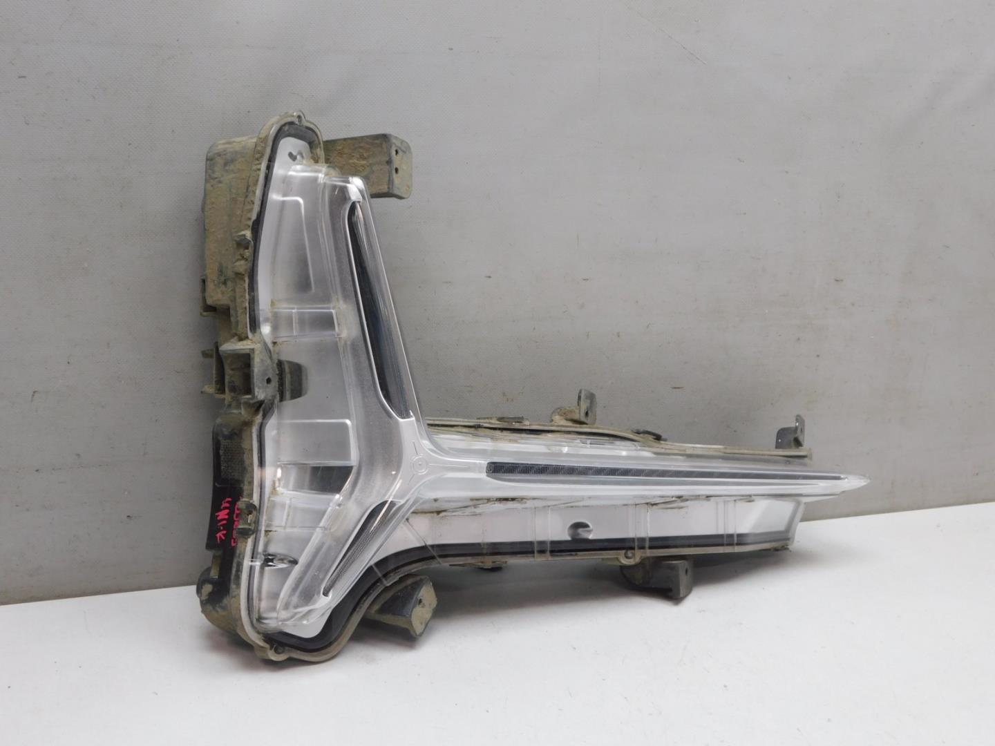 Габарит передний правый