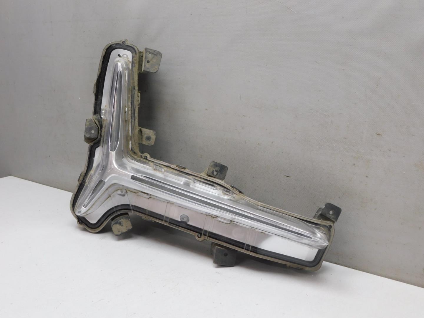 Габарит передний правый