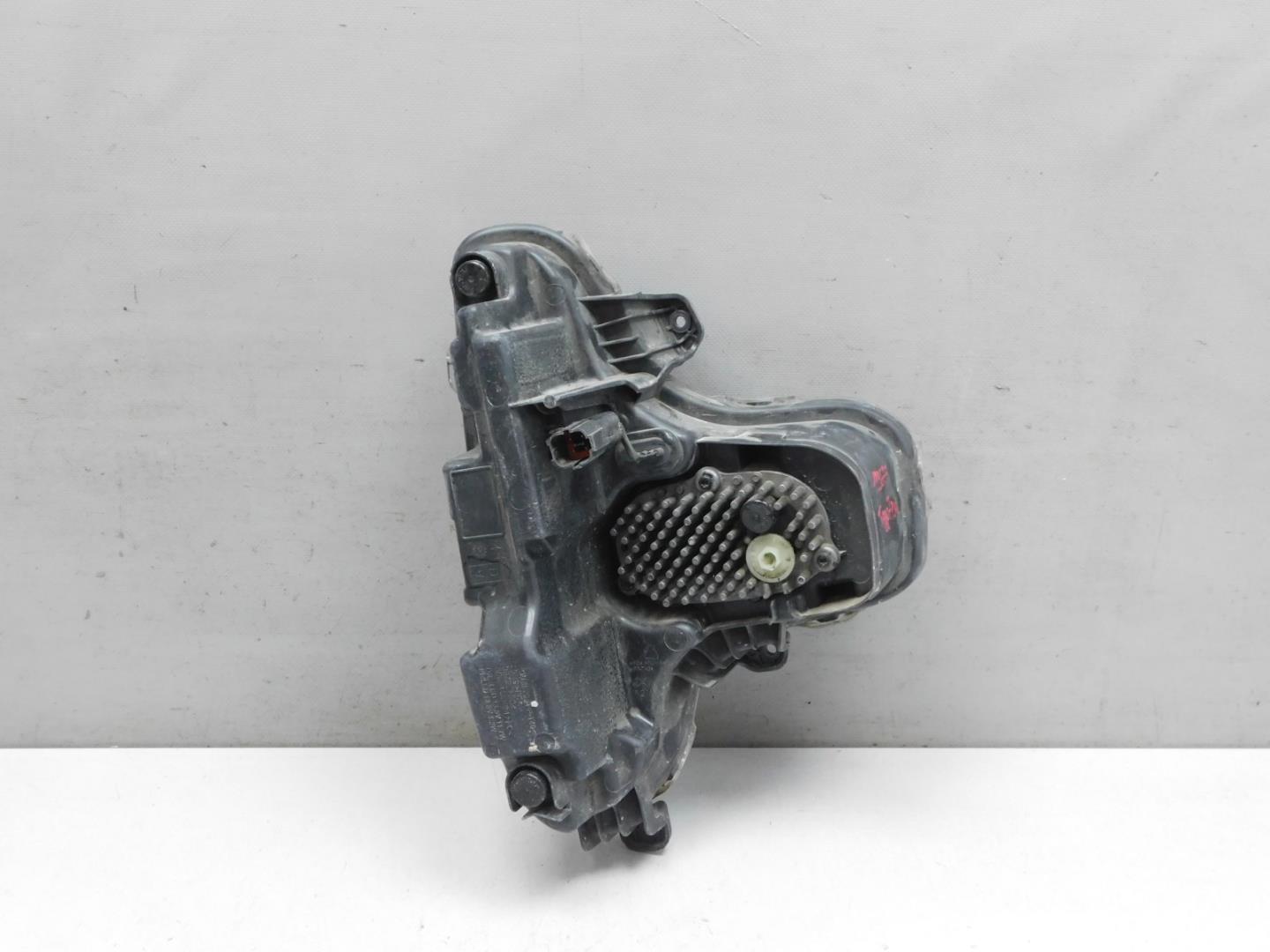 Габарит передний левый