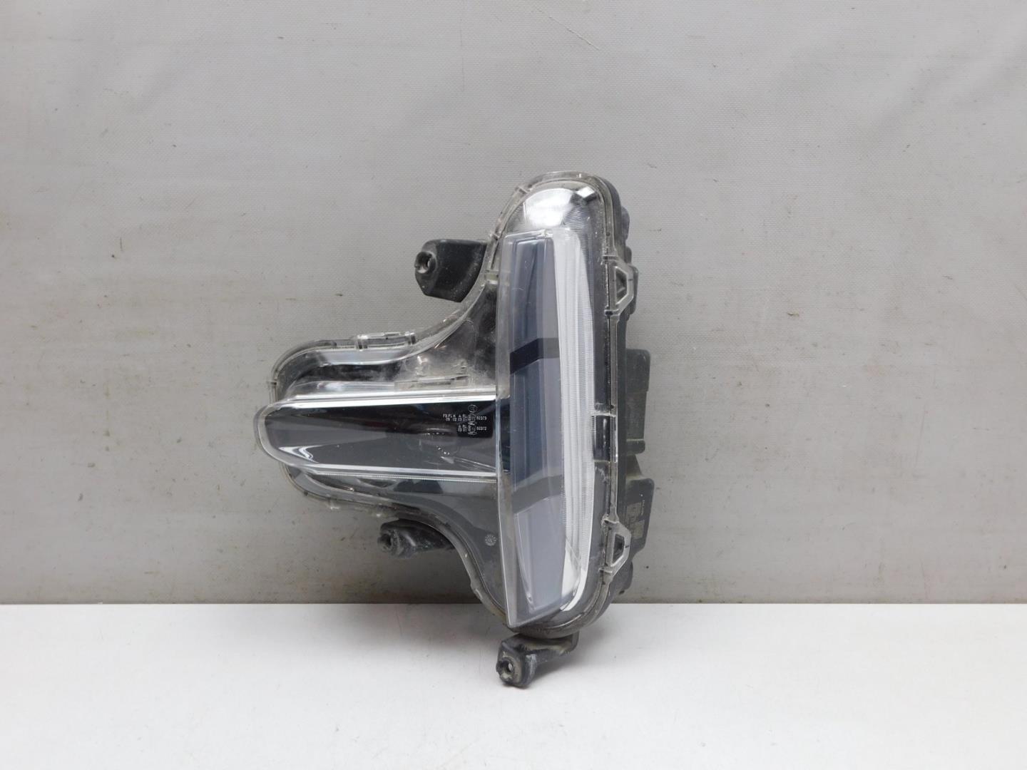 Габарит передний левый