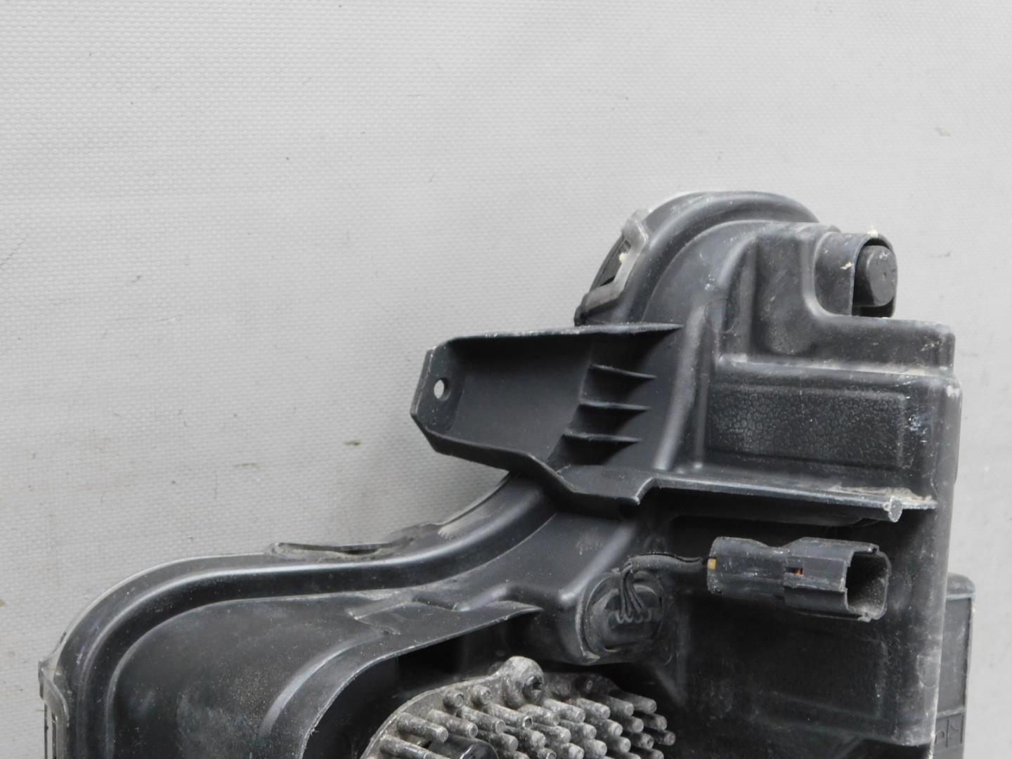 Габарит передний правый