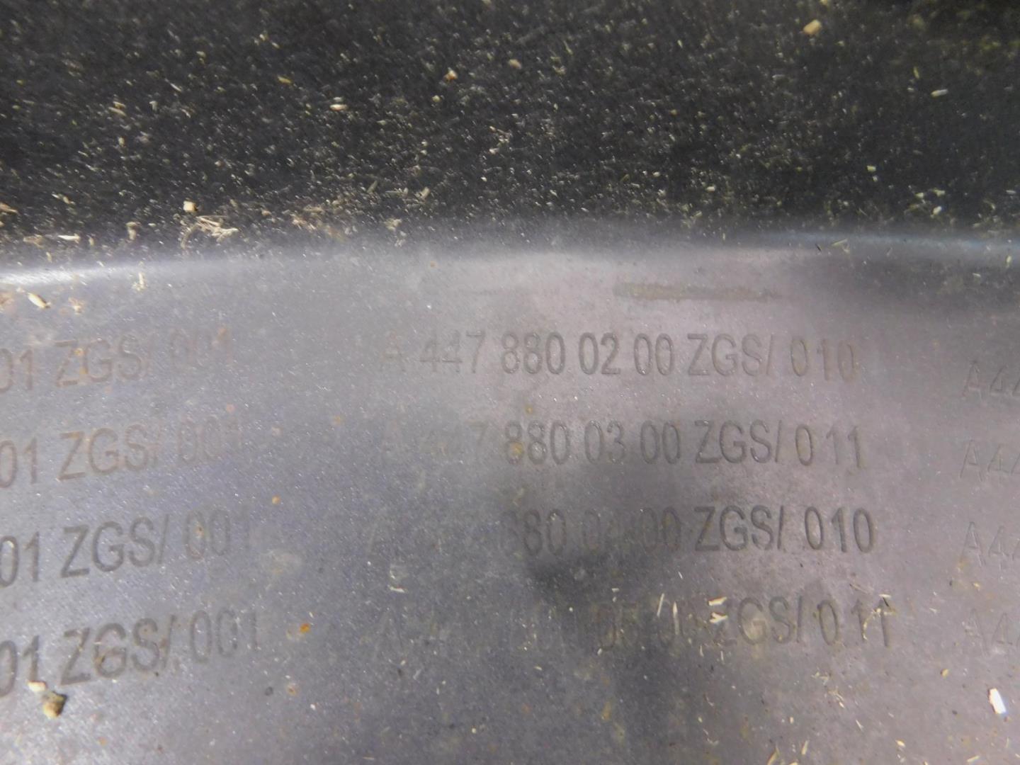 Бампер передний