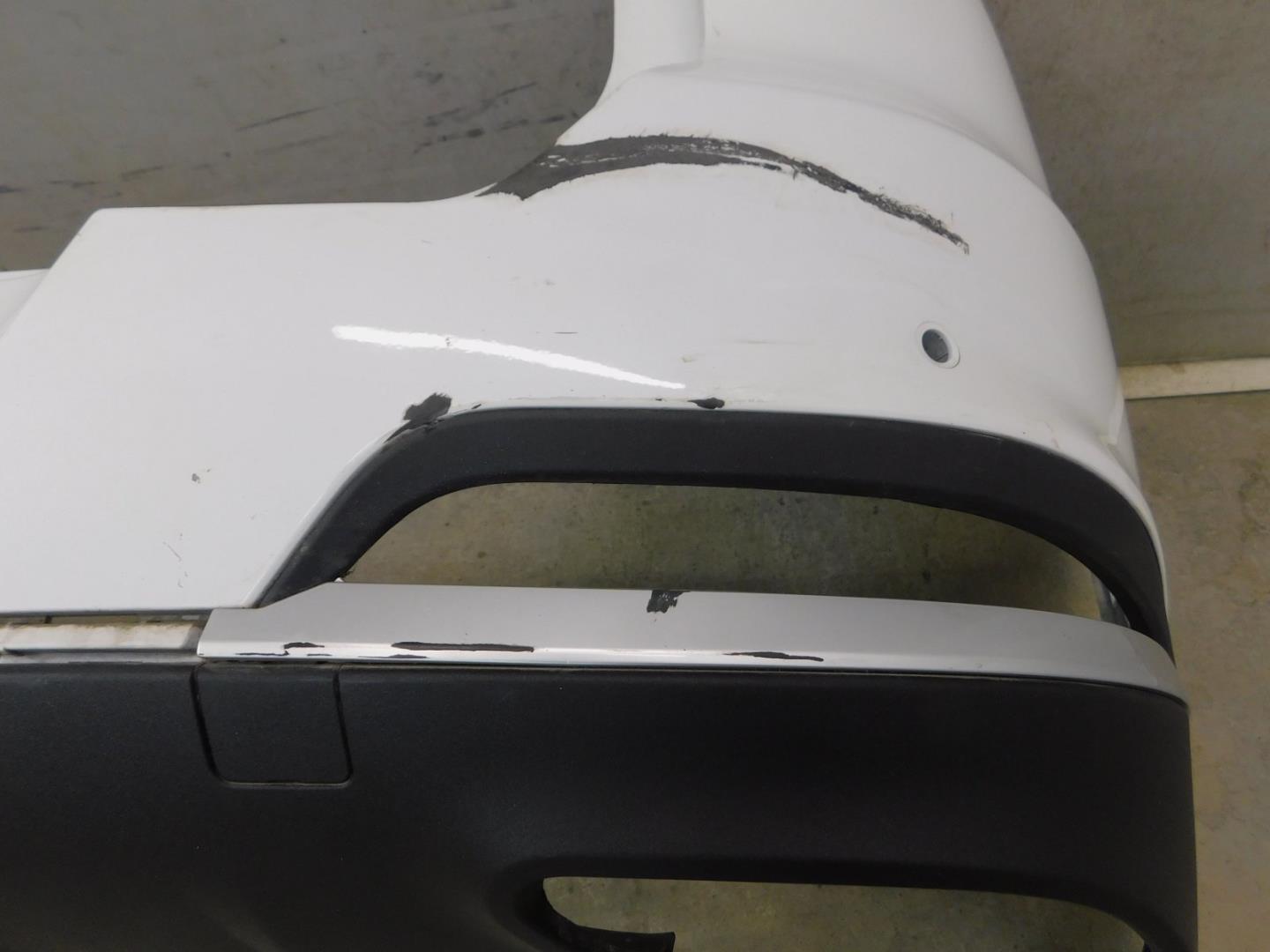 Бампер задний