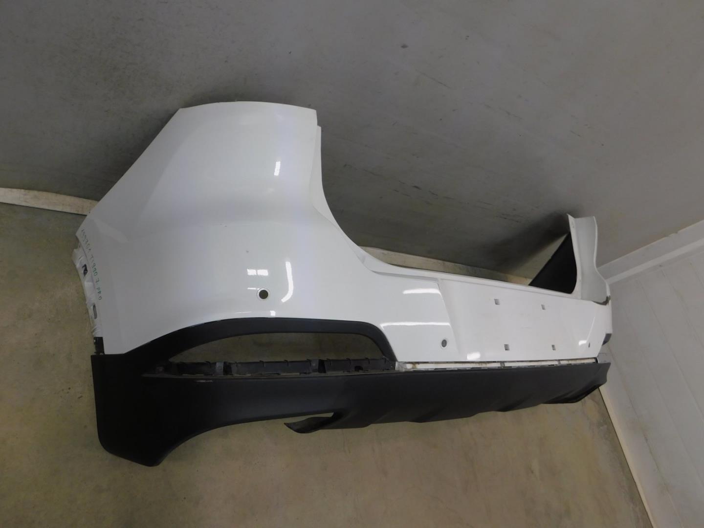 Бампер задний