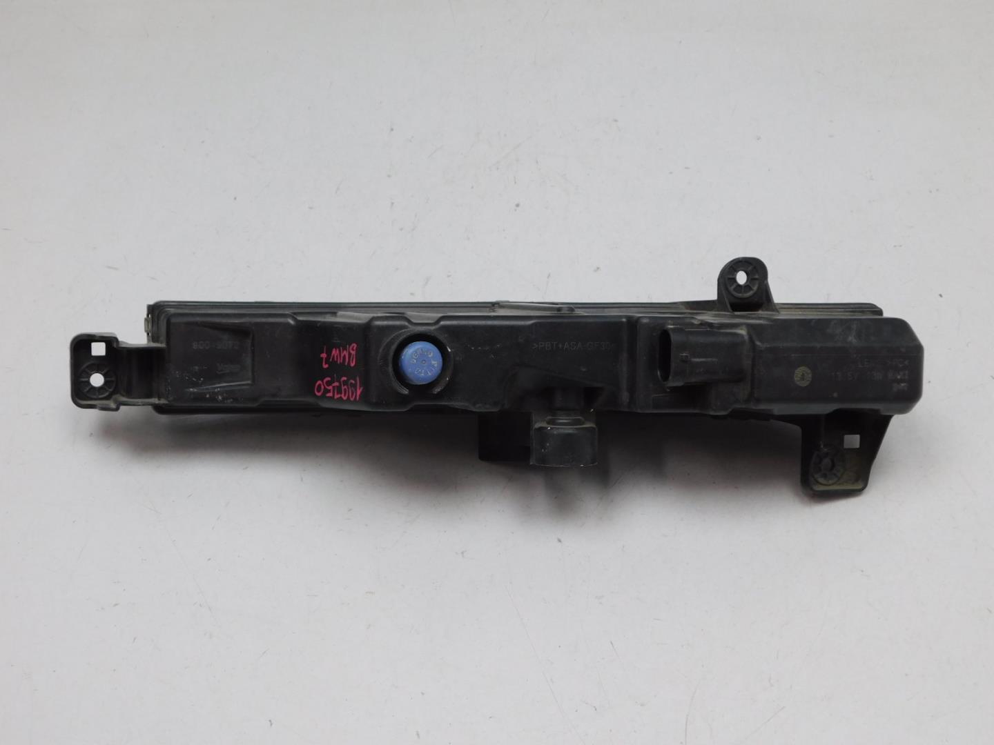 Фара противотуманная правая