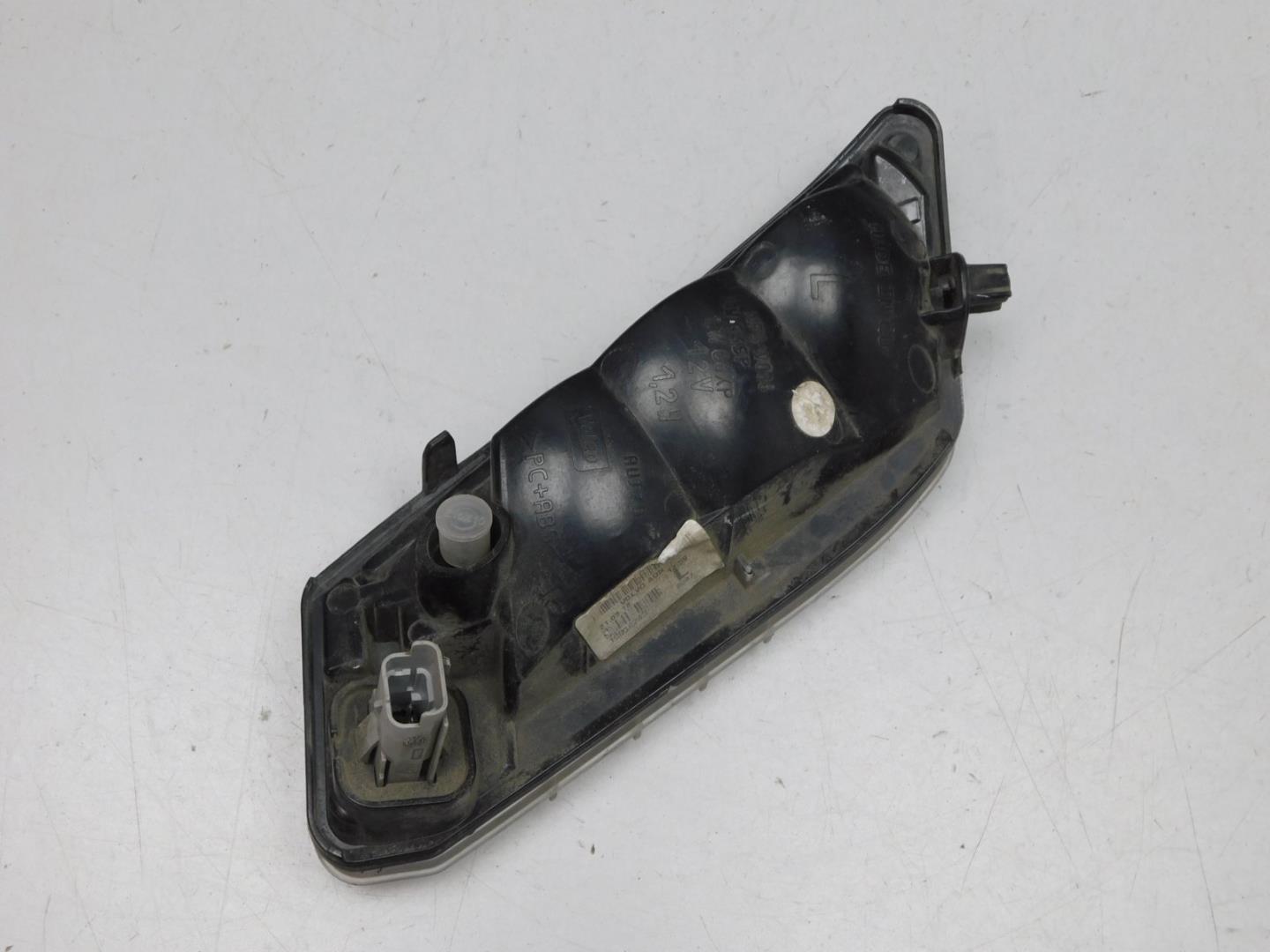 Габарит передний левый