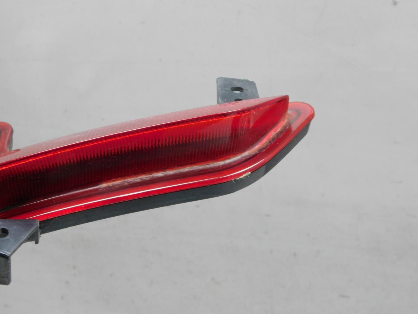 Фонарь задний в бампер левый