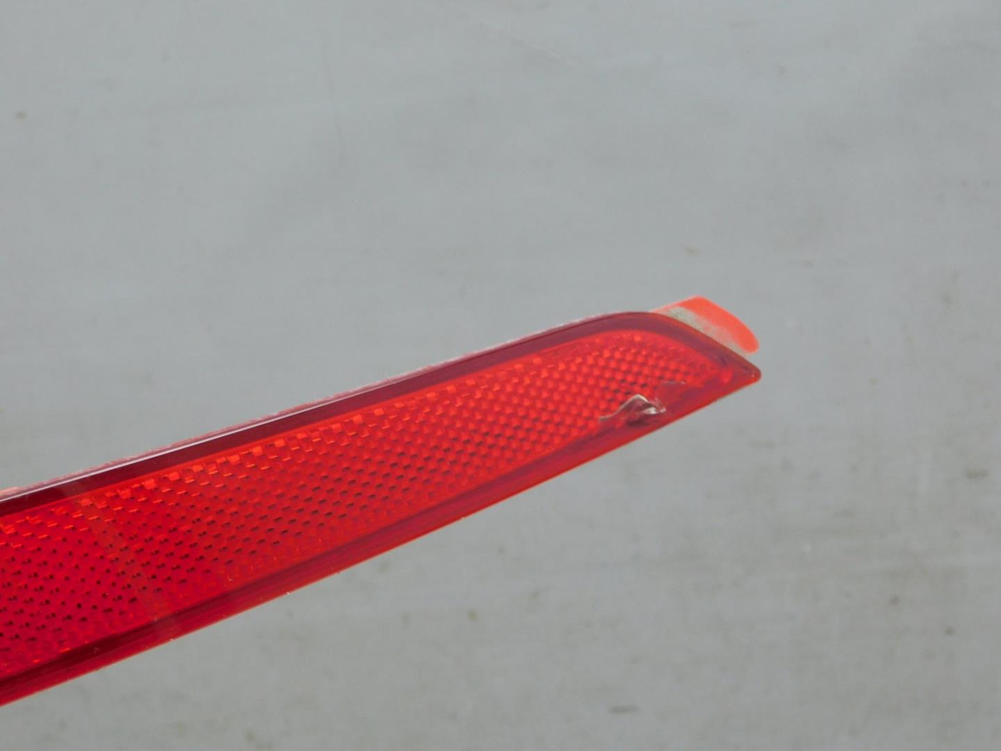 Фонарь задний в бампер левый