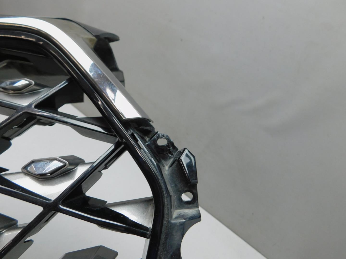 Решетка радиатора