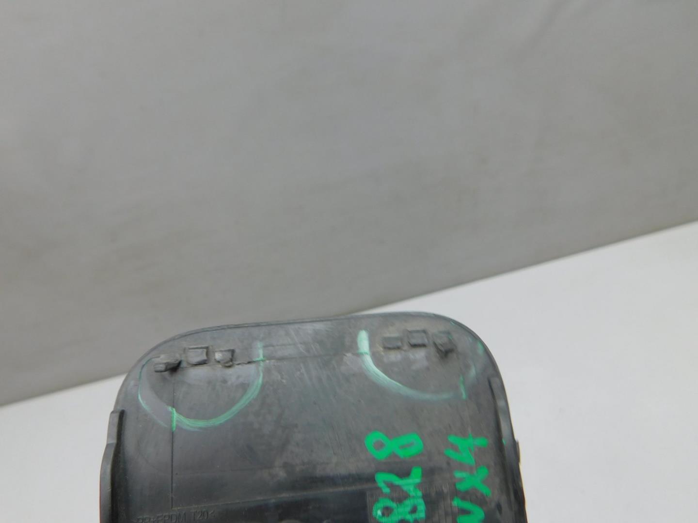 Заглушка буксировочного крюка