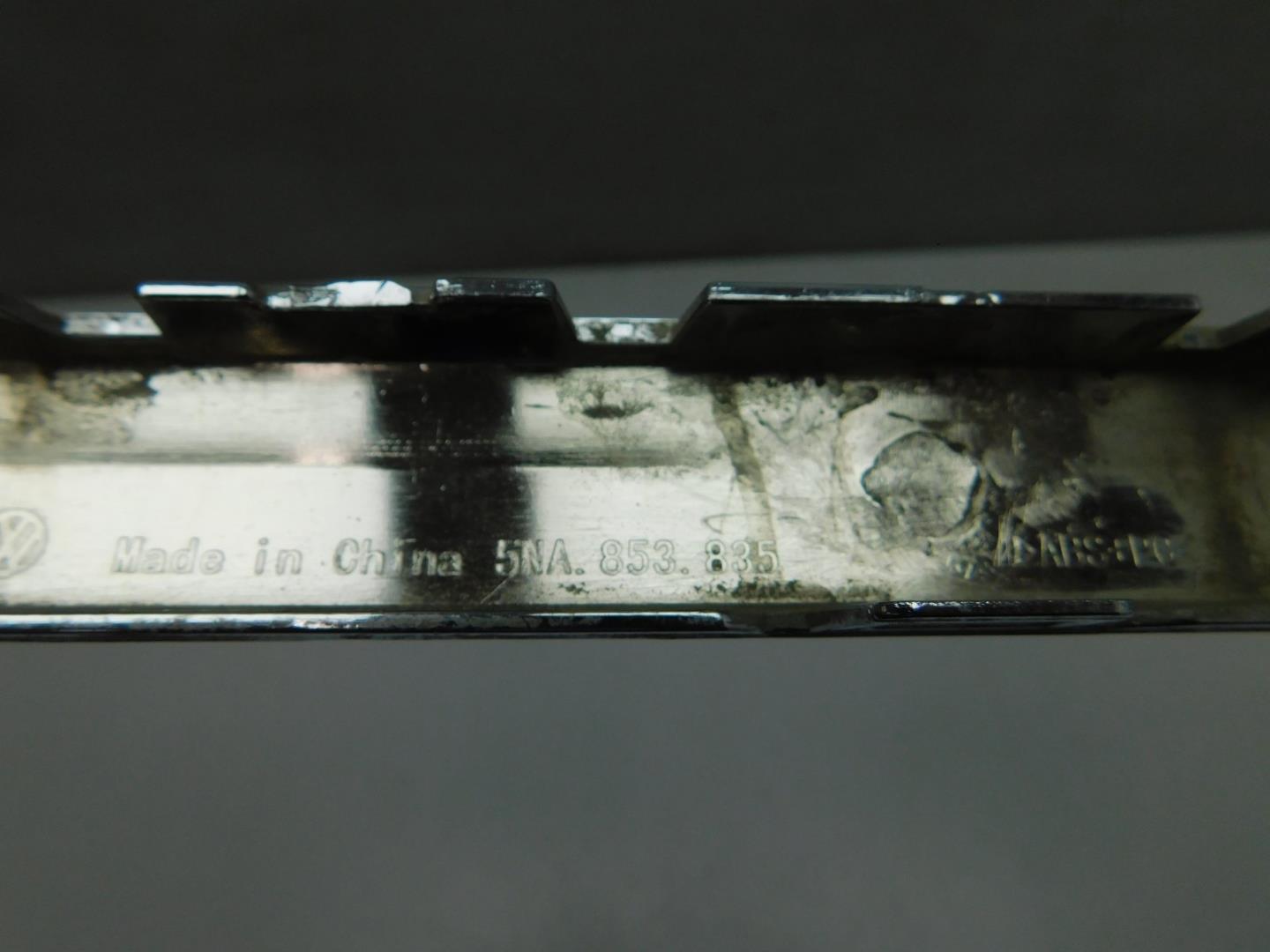 Молдинг заднего бампера