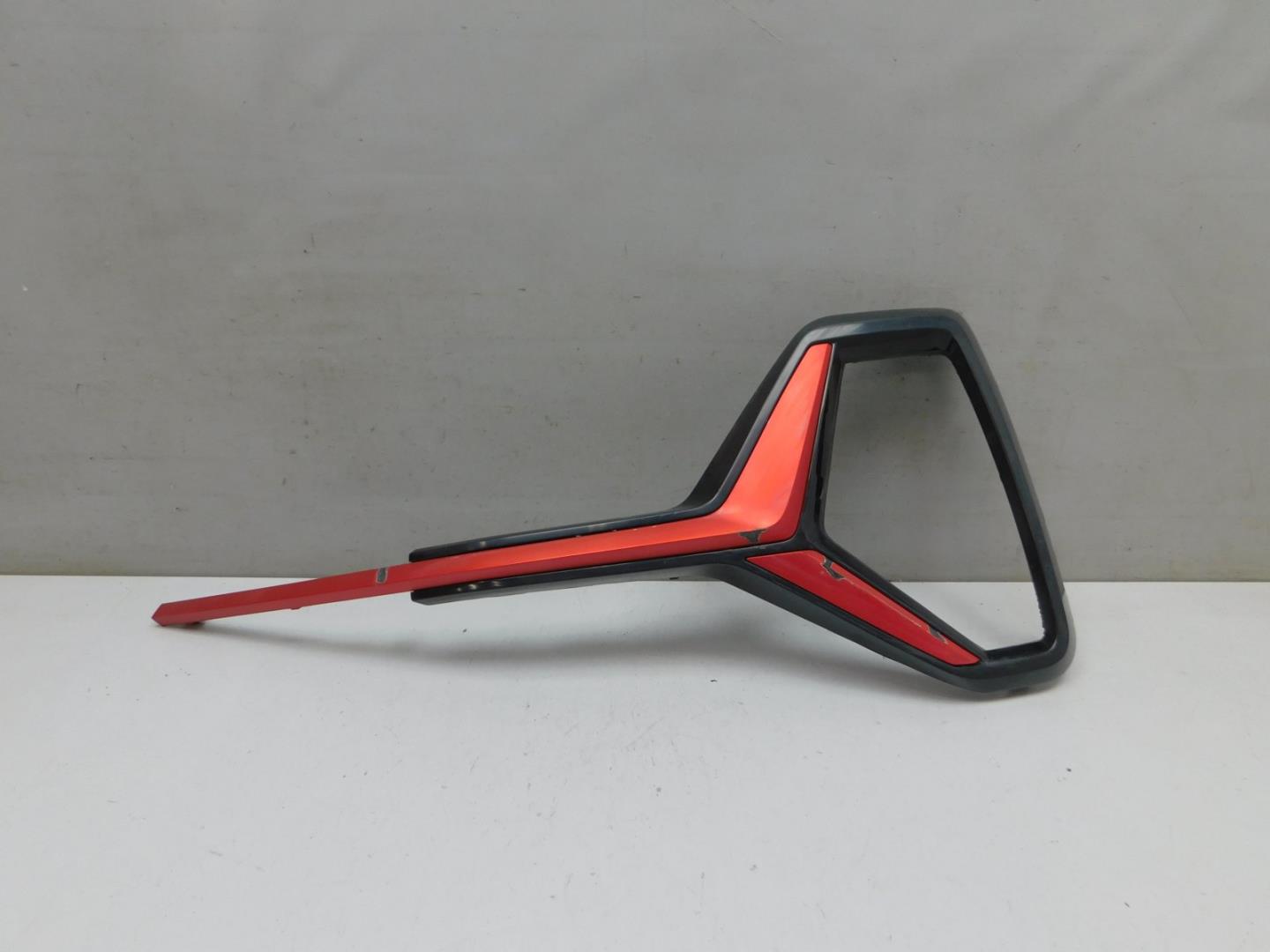 Накладка переднего бампера