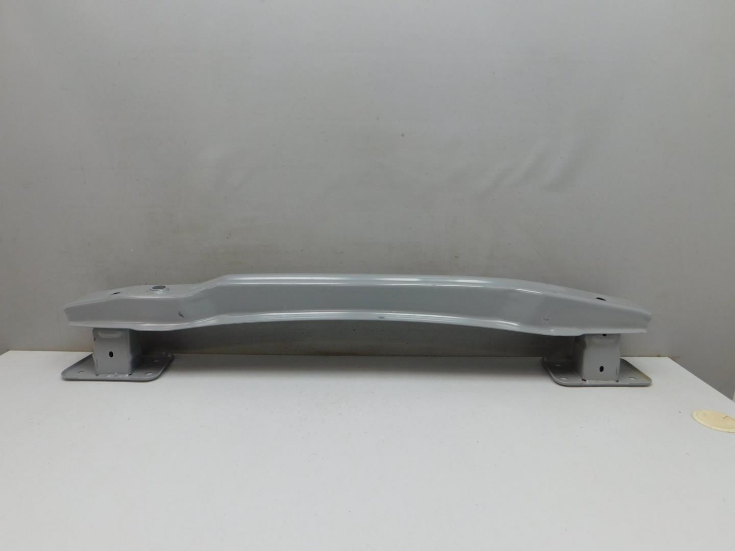 Усилитель заднего бампера