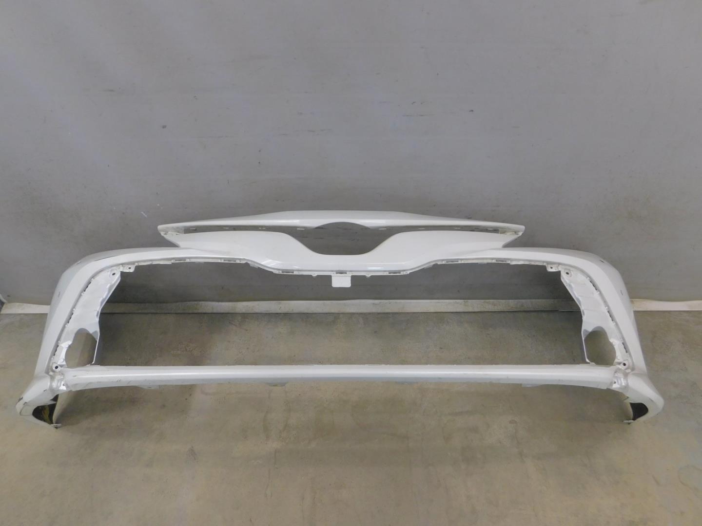 Бампер передний