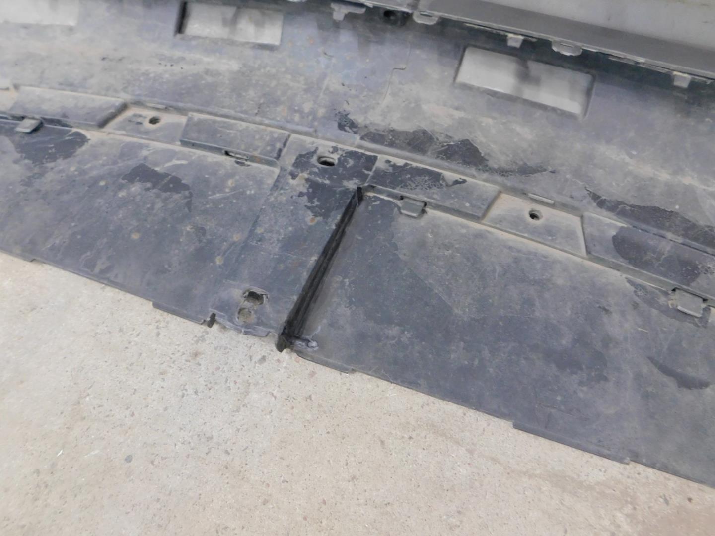 Бампер передний