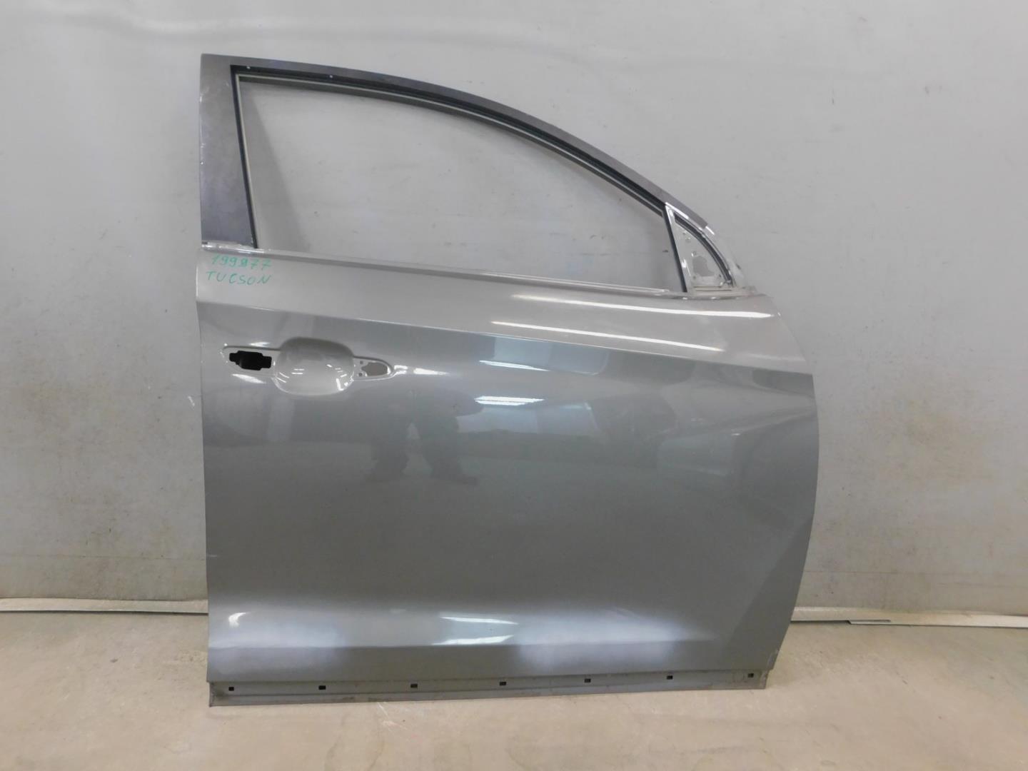 Дверь передняя правая