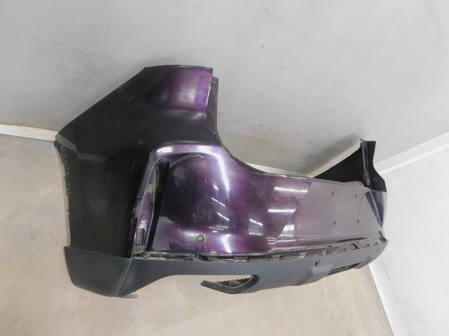 Бампер задний