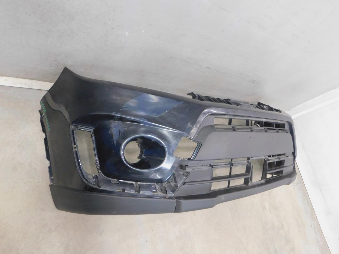 Бампер передний