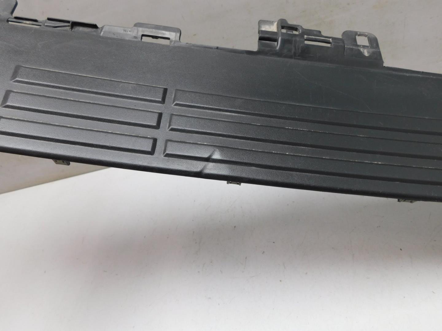 Накладка заднего бампера