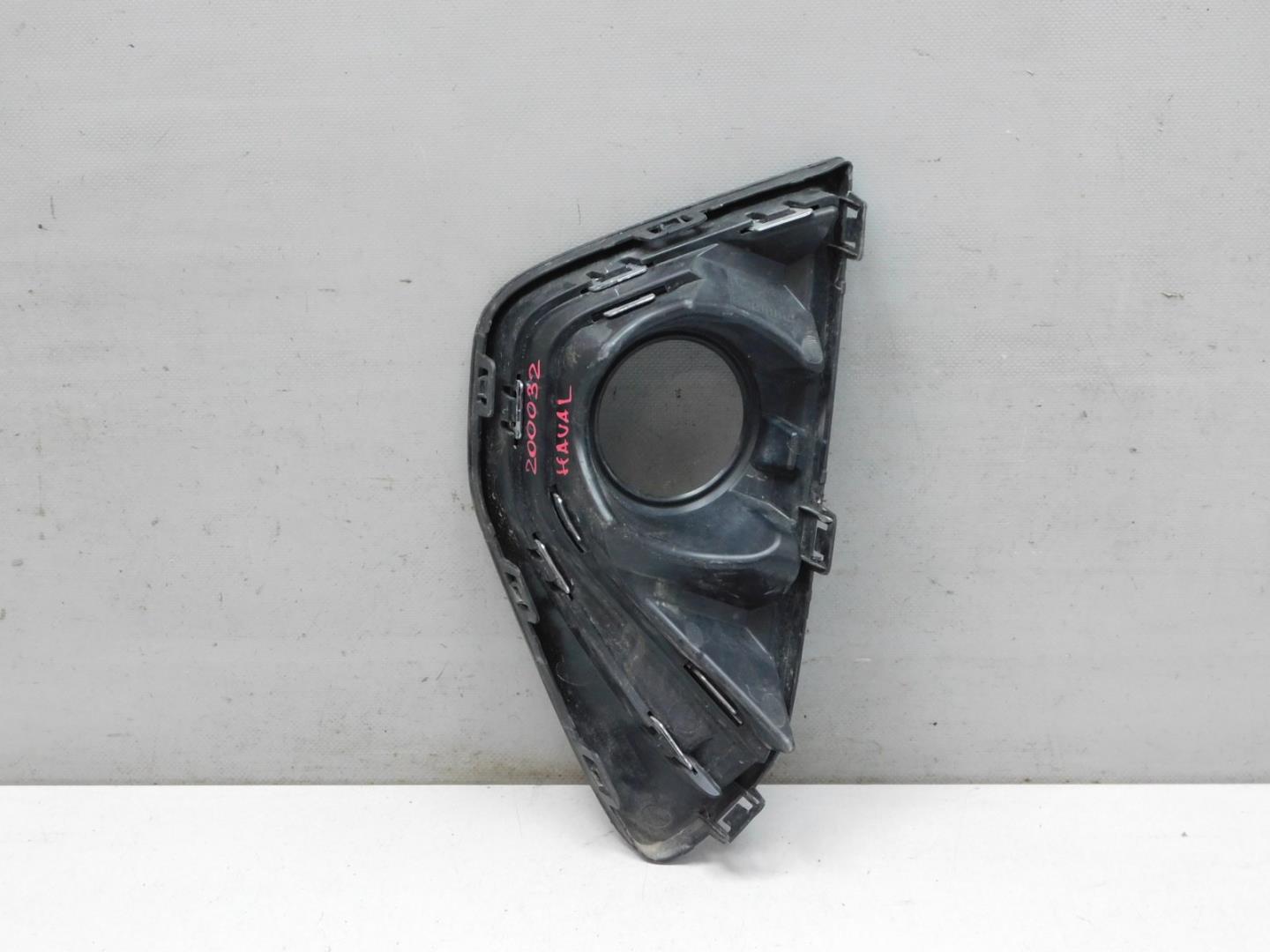 Решетка в бампер правая