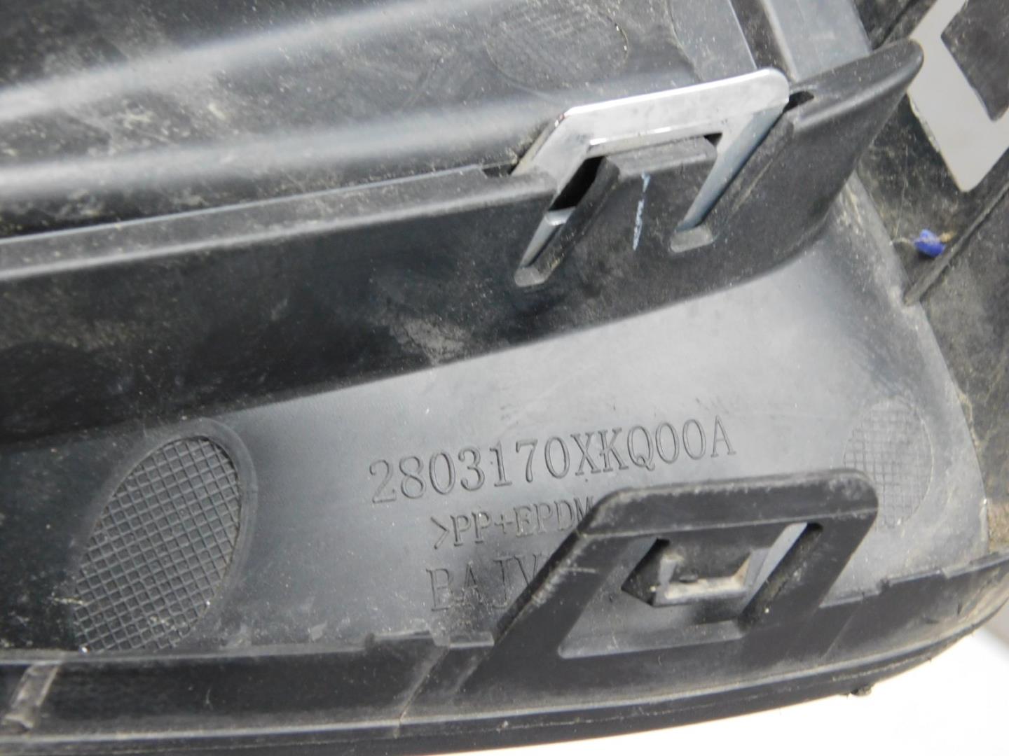 Решетка в бампер правая