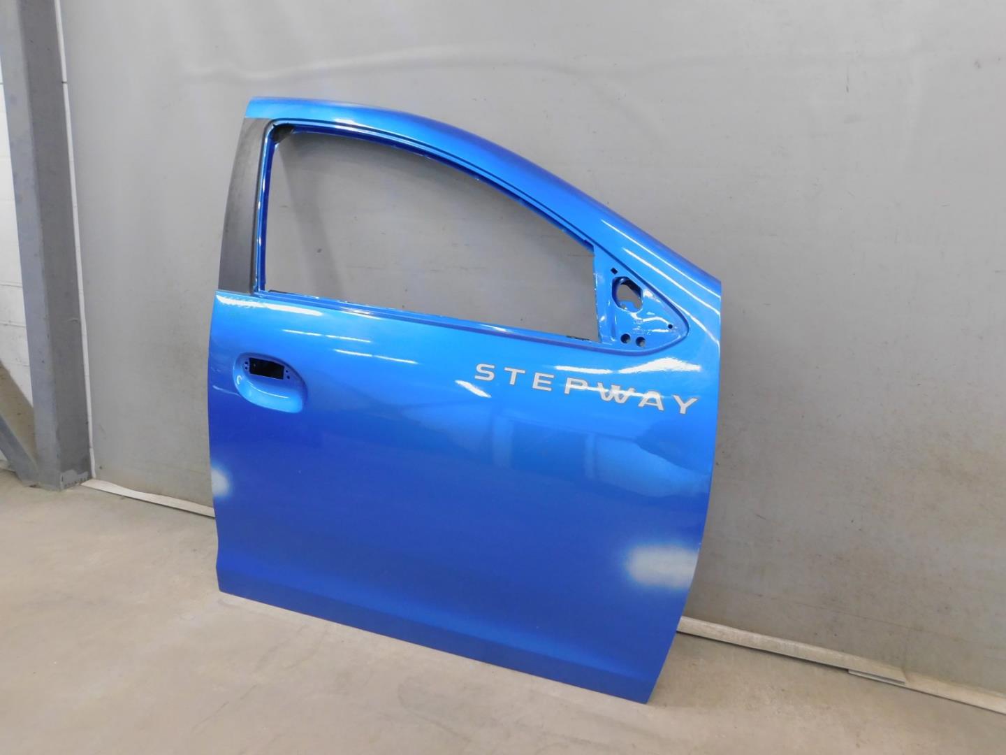 Дверь передняя правая