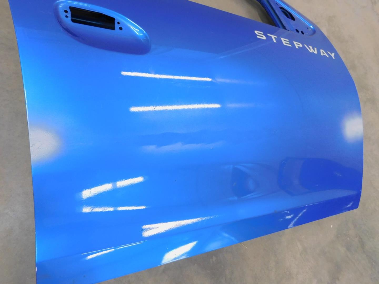 Дверь передняя правая